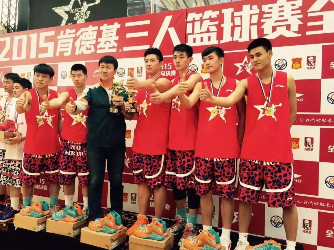 刻苦训练篮球时如何避免受伤的建议_1